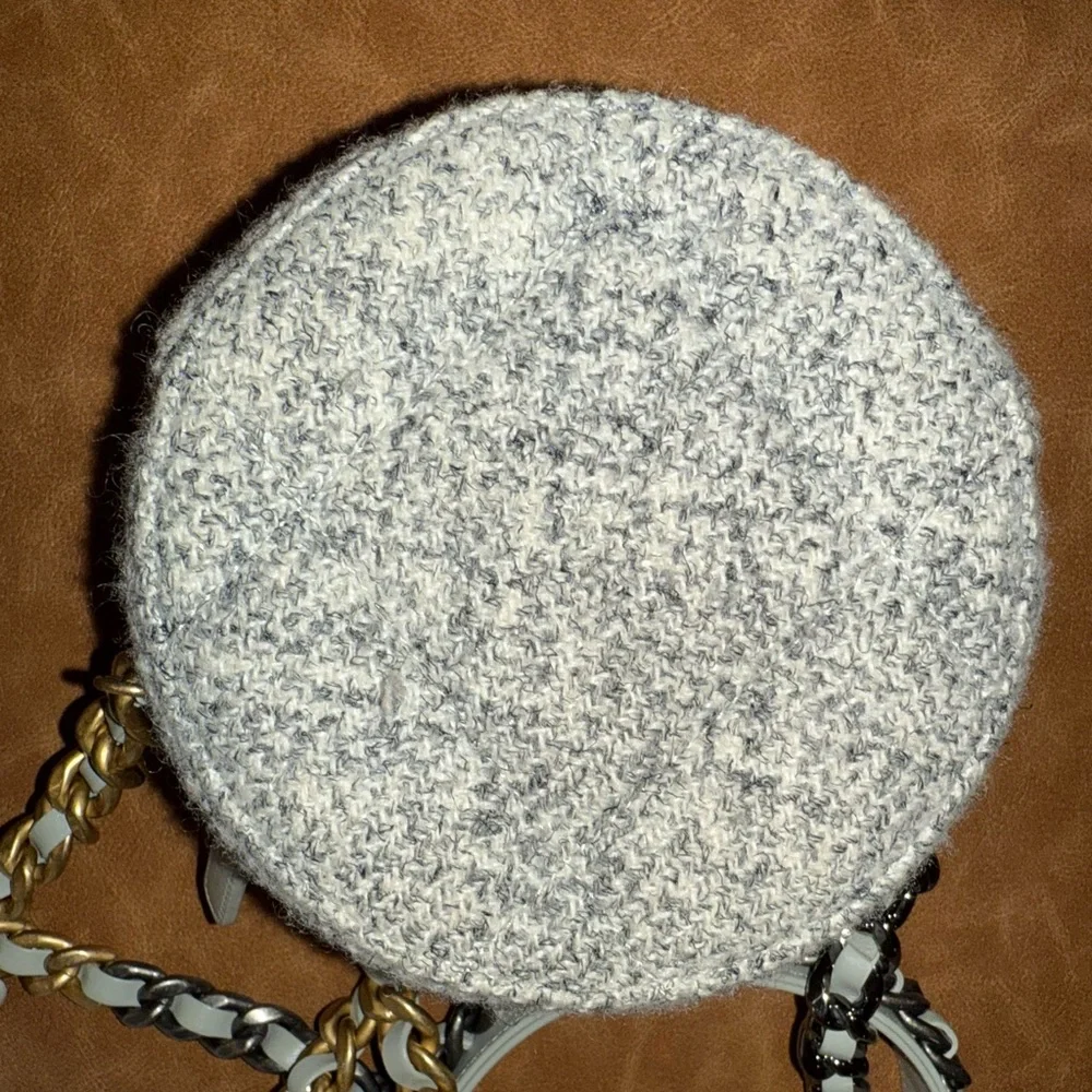 Chanel 19 Gray Tweed & Wool Round Shoulder Bag NWOT Full Inclusion